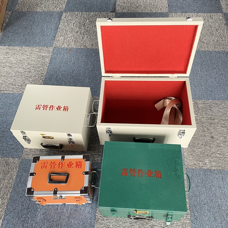 松江爆破工程作业箱如何选择？玻璃钢与传统材质的全面对比